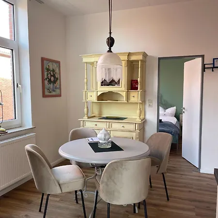 Aparthotel Domizil 2*
